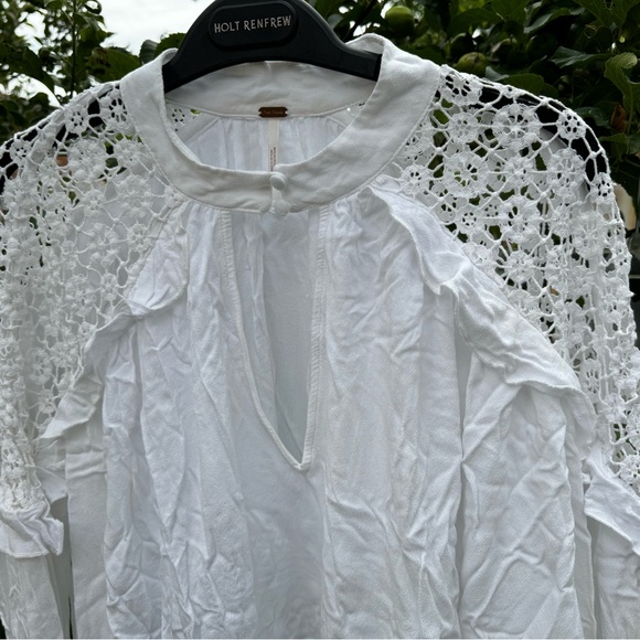 FREE PEOPLE Little Bit of Love White Ruffled Blouse Top, Sz L - Picture 5 of 15